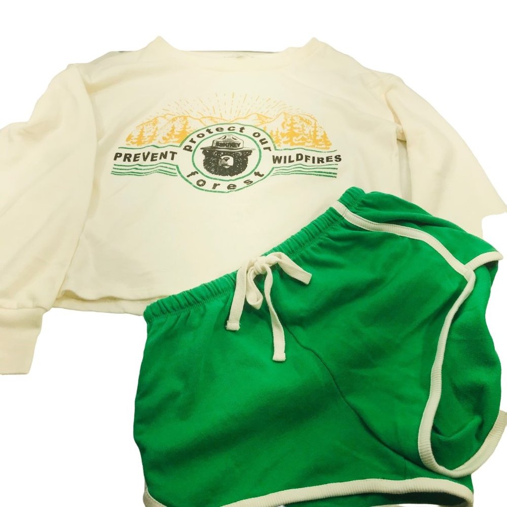 2 Piece Grayson Threads Women's Size XS Smokey Bear Sleep Top Short Set New